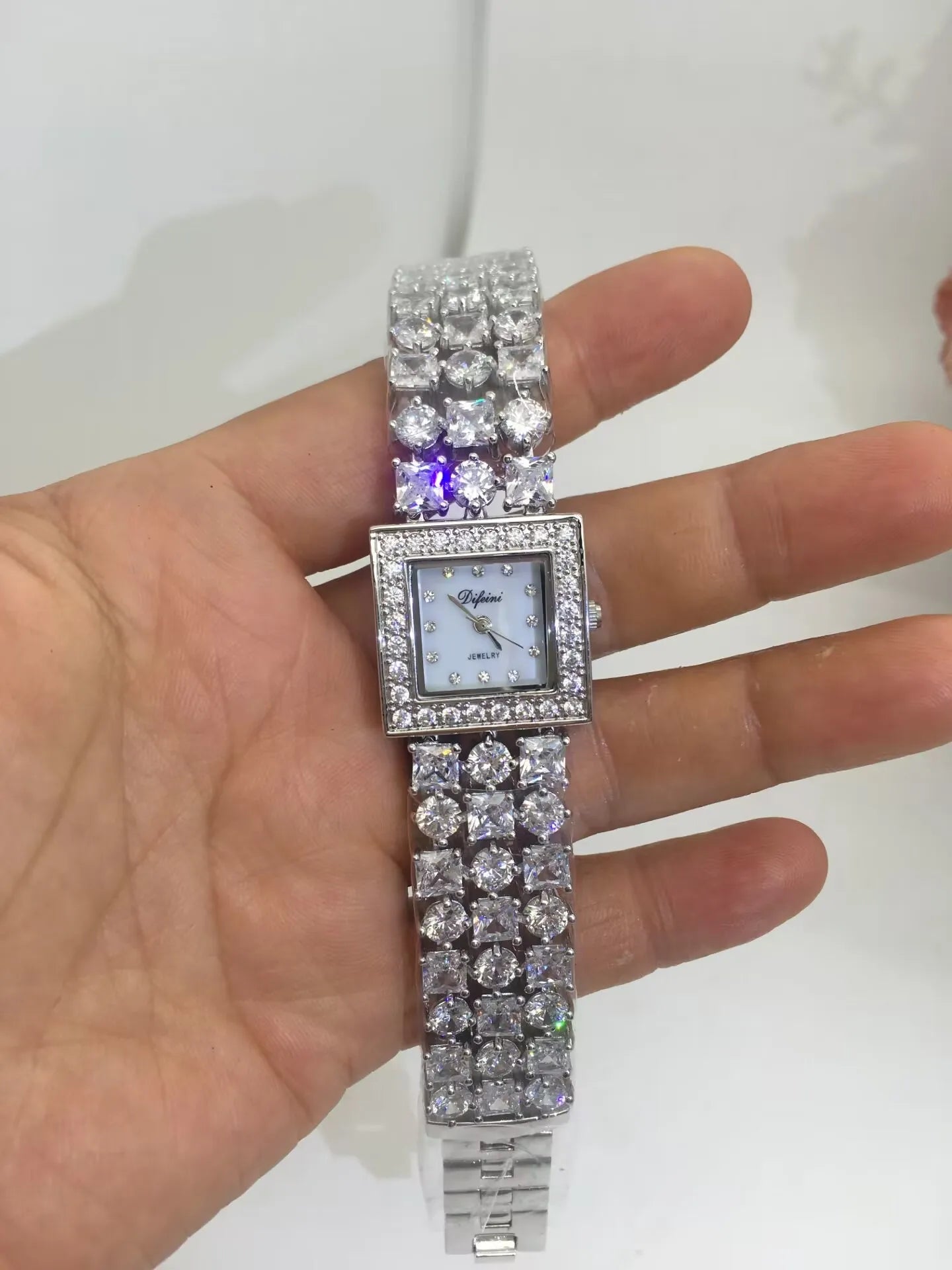 jankelly  Qualtiy AAA Zircon Elements Leaf Austrian Crystal Bracelet Watch for Wedding Party Fashion Jewelry Made with Wholesale