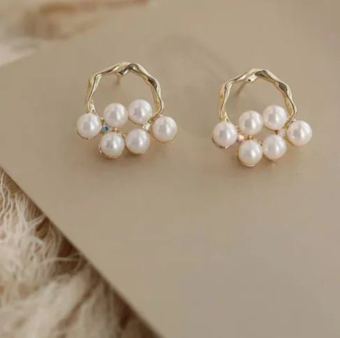 Fashion Earrings, Silver Earrings for Women 2022 Simple and Small Fashion Summer Earrings Designed By Online Celebrities