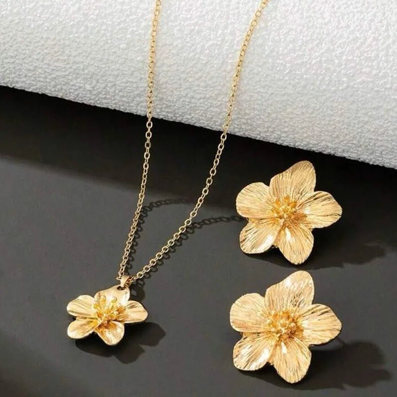 Five-Petal Flower Stud Earrings Pendant Necklace Two-Piece Sets