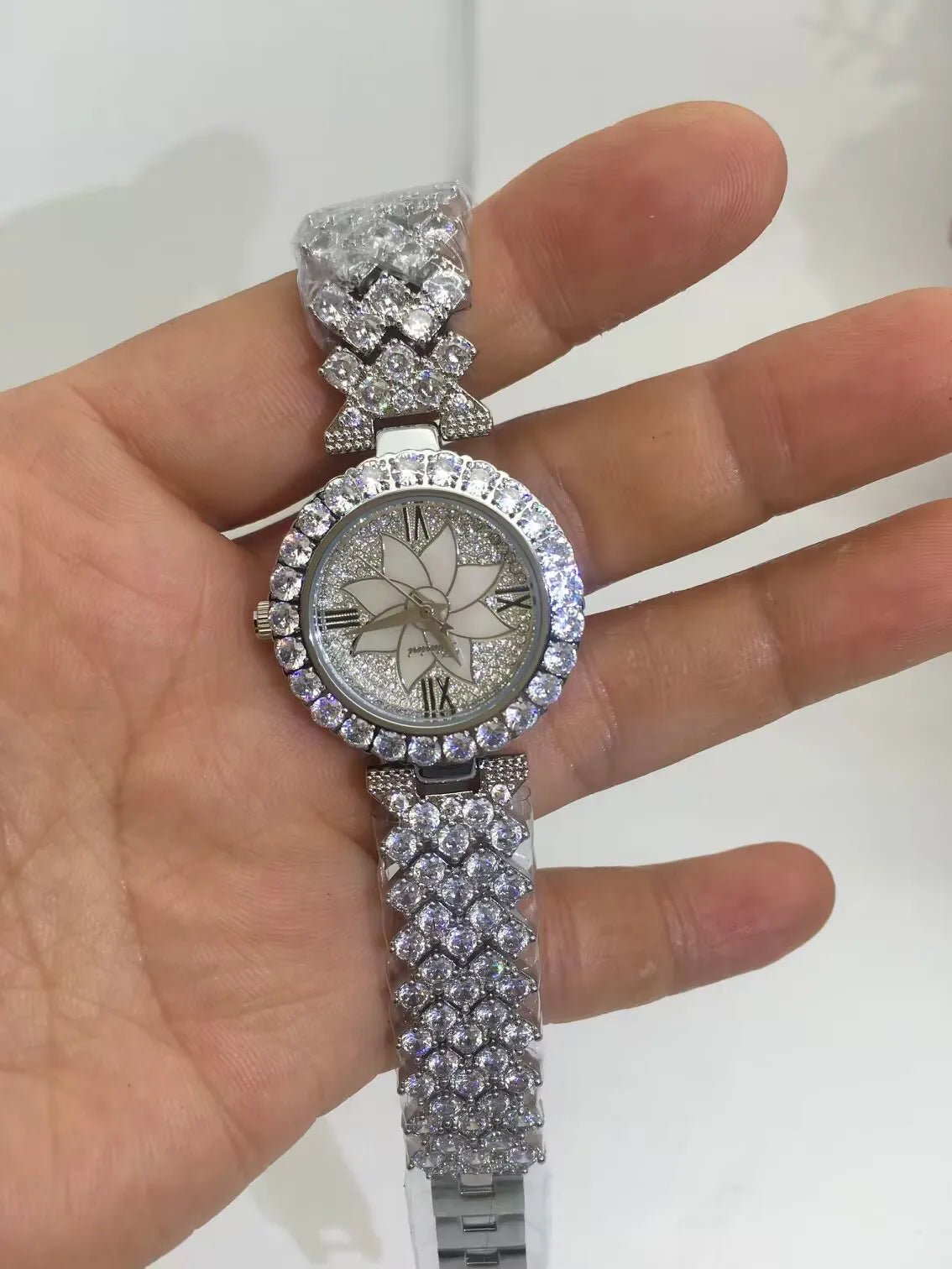 jankelly  Qualtiy AAA Zircon Elements Leaf Austrian Crystal Bracelet Watch for Wedding Party Fashion Jewelry Made with Wholesale