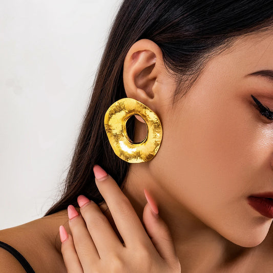 Big Metal Donuts Stud Earrings for Women Trendy Ladies Desinger Statement Earrings 2023 Fashion Jewelry Accessories Female Girls