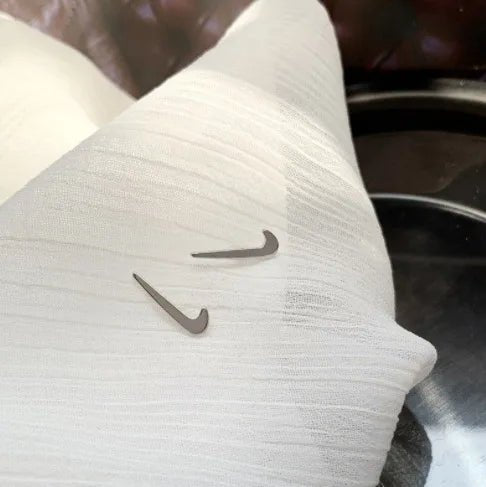 Fashion Earrings, Silver Earrings for Women 2022 Simple and Small Fashion Summer Earrings Designed By Online Celebrities