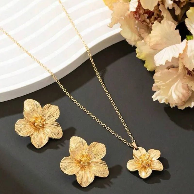 Five-Petal Flower Stud Earrings Pendant Necklace Two-Piece Sets