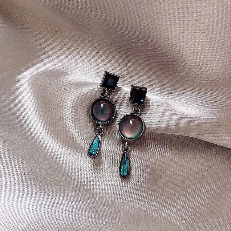 Brown Ear Clips Coffee (Clip ons)