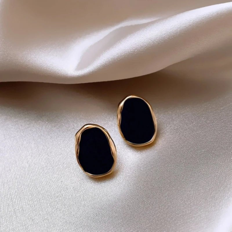 New Retro Simple Wine Red Black Resin Irregular Geometric Earrings French Elegant Fashion Exquisite Ear Wedding Jewelry Gift