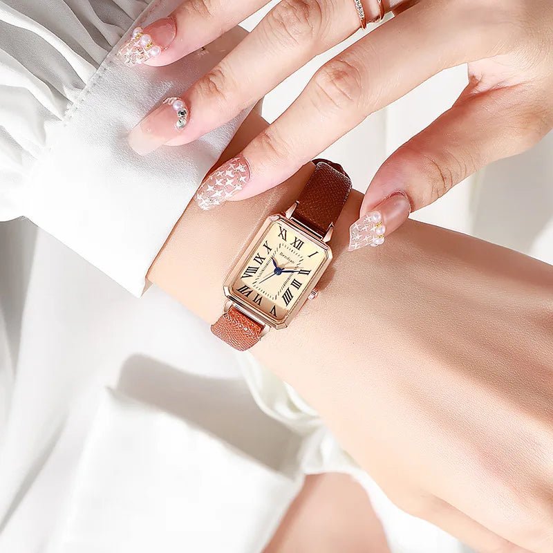 Luxury Gold Plated Ladies Quartz Watch Square Stainless Steel Business Women Fashion Watch Simple Scale Folding Clock