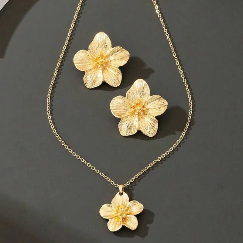 Five-Petal Flower Stud Earrings Pendant Necklace Two-Piece Sets