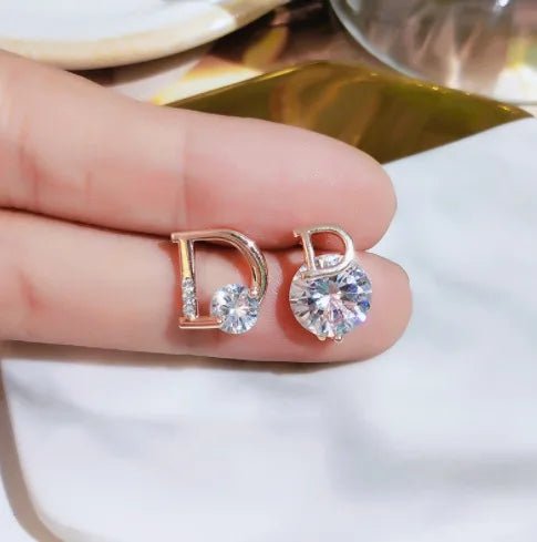 Fashion Earrings, Silver Earrings for Women 2022 Simple and Small Fashion Summer Earrings Designed By Online Celebrities