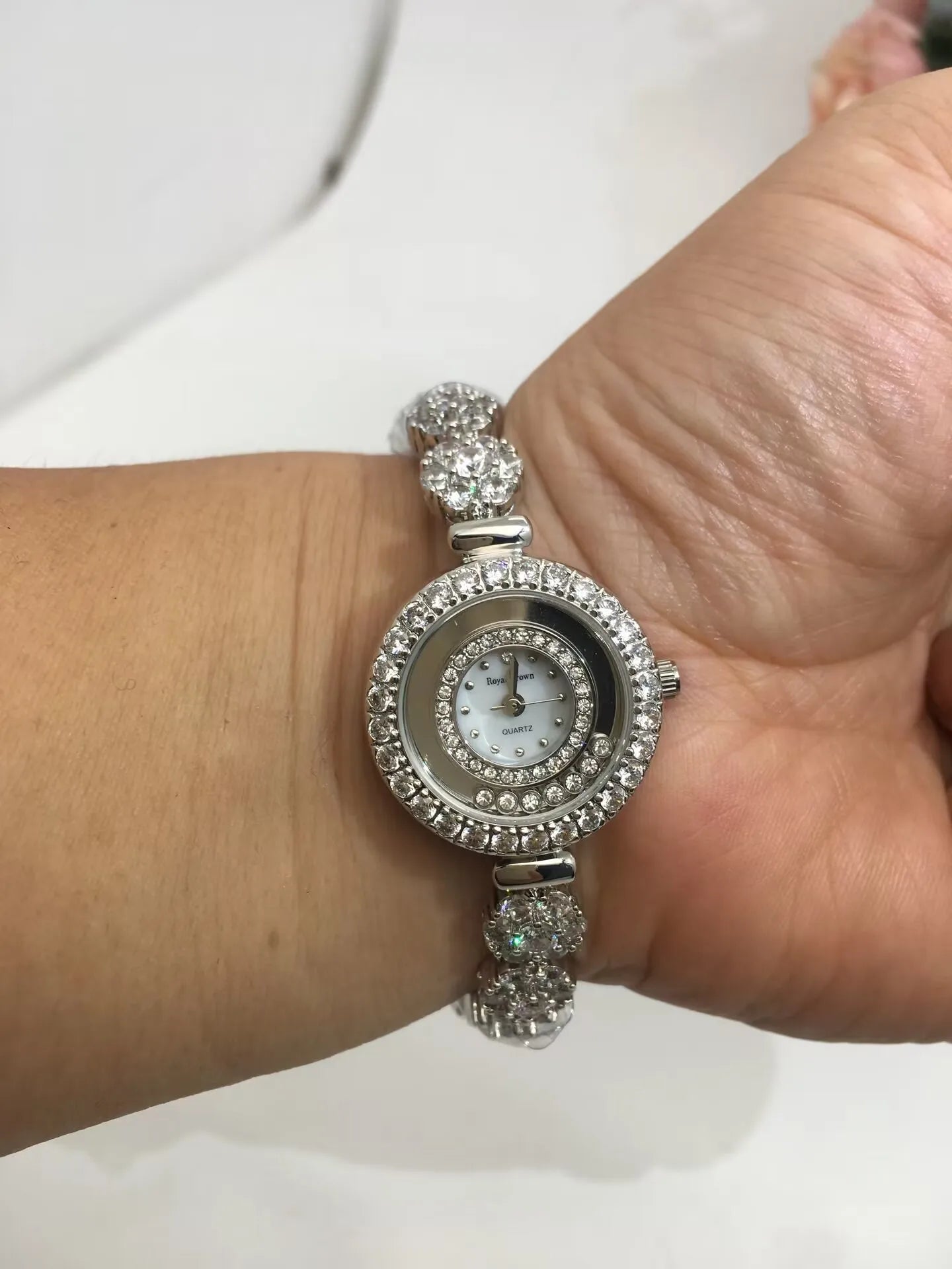 jankelly  Qualtiy AAA Zircon Elements Leaf Austrian Crystal Bracelet Watch for Wedding Party Fashion Jewelry Made with Wholesale