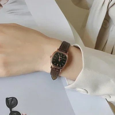 High Quality Ladies Casual Bracelet Watches Women's Simple Vintage Watches for Women Dial Wristwatch Leather Strap Wrist Watch