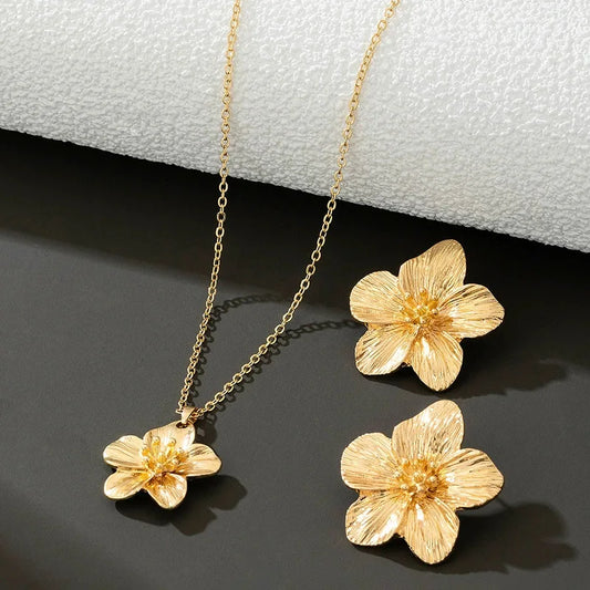 Five-Petal Flower Stud Earrings Pendant Necklace Two-Piece Sets