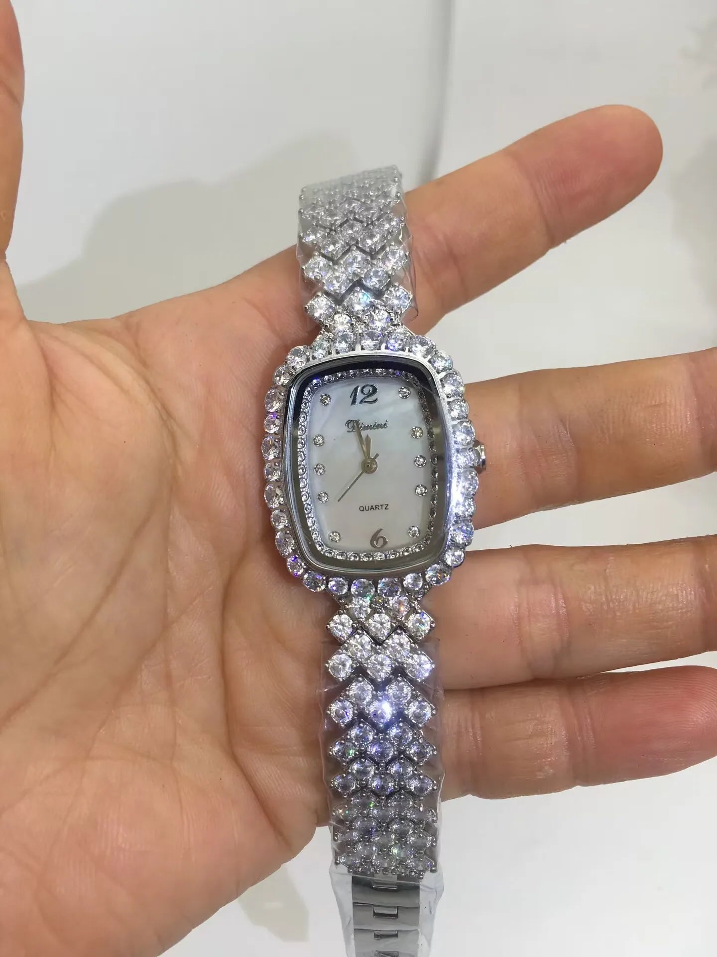 jankelly  Qualtiy AAA Zircon Elements Leaf Austrian Crystal Bracelet Watch for Wedding Party Fashion Jewelry Made with Wholesale