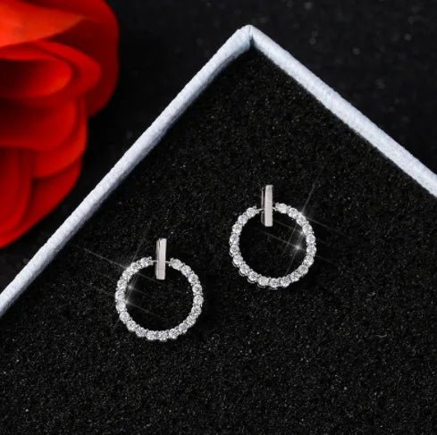 Fashion Earrings, Silver Earrings for Women 2022 Simple and Small Fashion Summer Earrings Designed By Online Celebrities