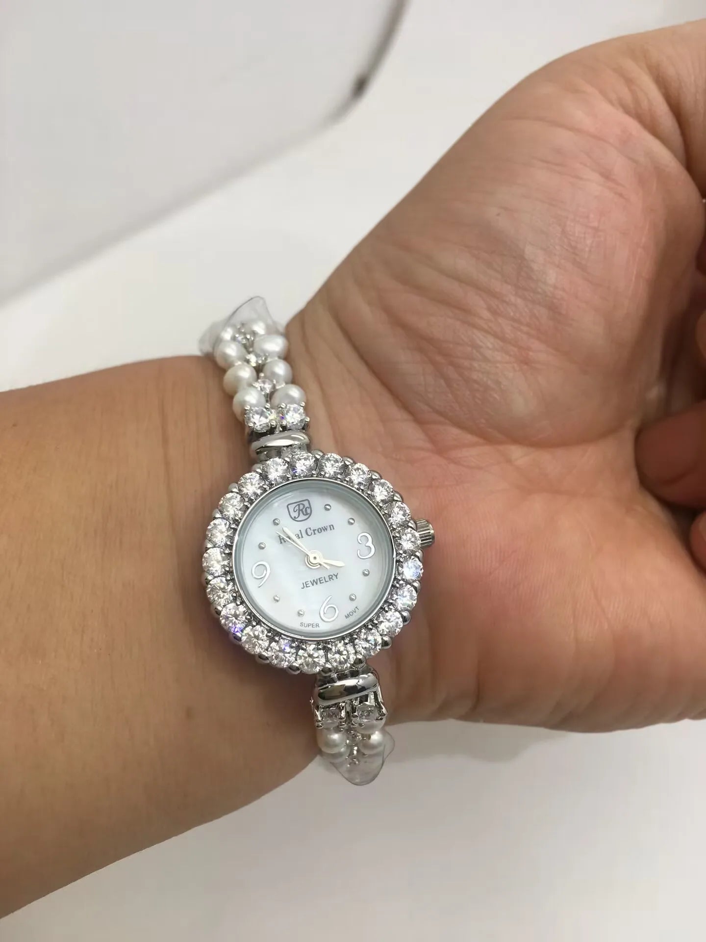 jankelly  Qualtiy AAA Zircon Elements Leaf Austrian Crystal Bracelet Watch for Wedding Party Fashion Jewelry Made with Wholesale